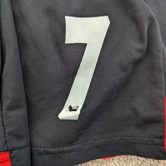 Manchester United athletic shorts for boys size youth Small - Picture 3 of 5